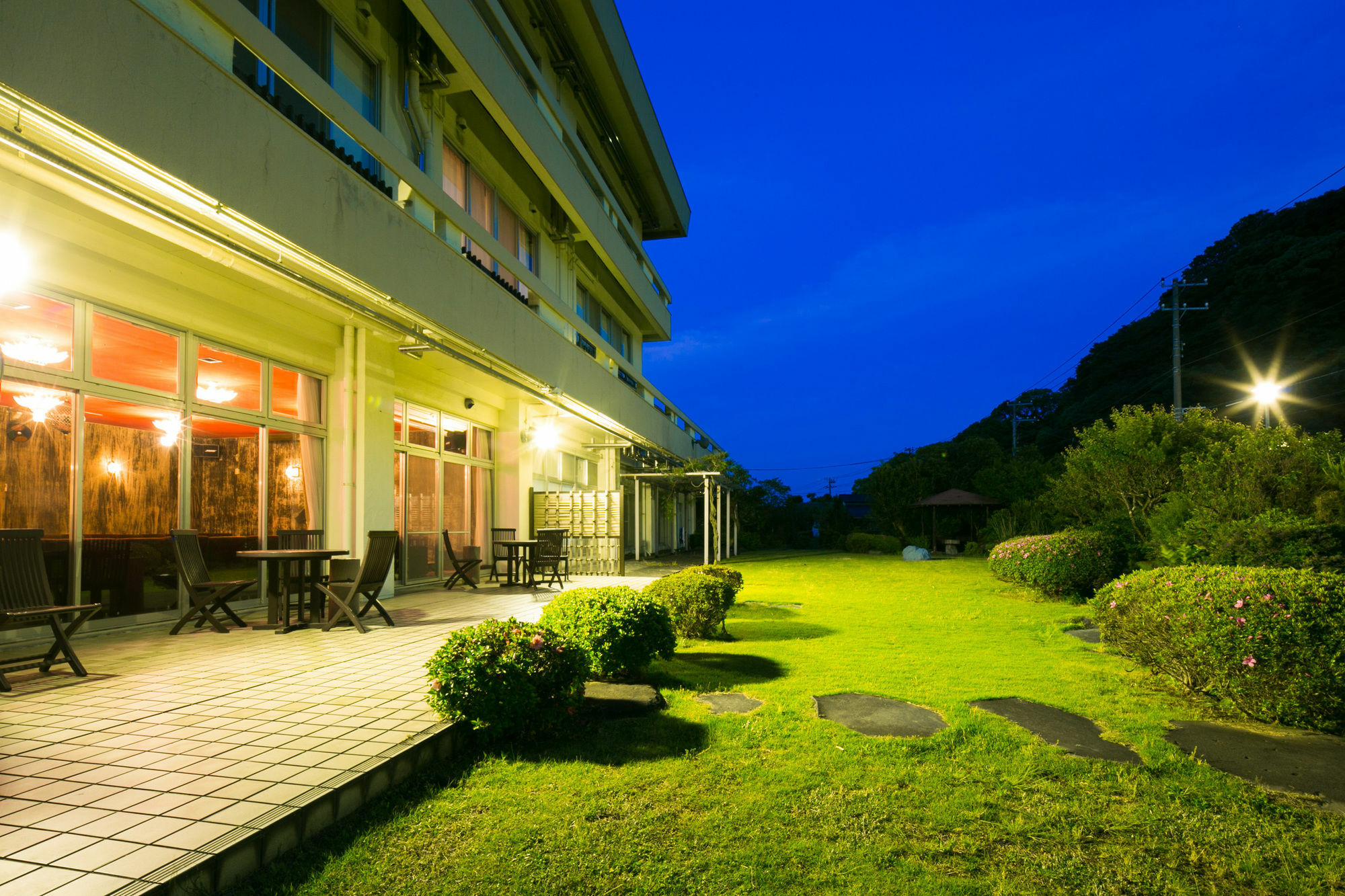 Готель Yugawara-Onsen Manyoso Екстер'єр фото